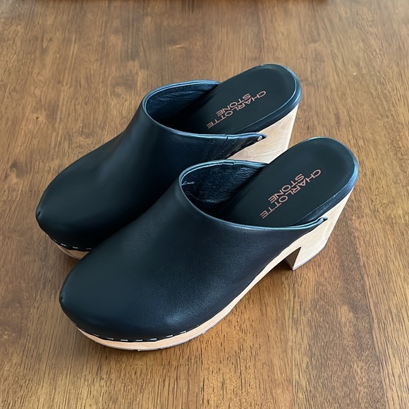 NWOT Charlotte stone Marlo clogs - Picture 6 of 10